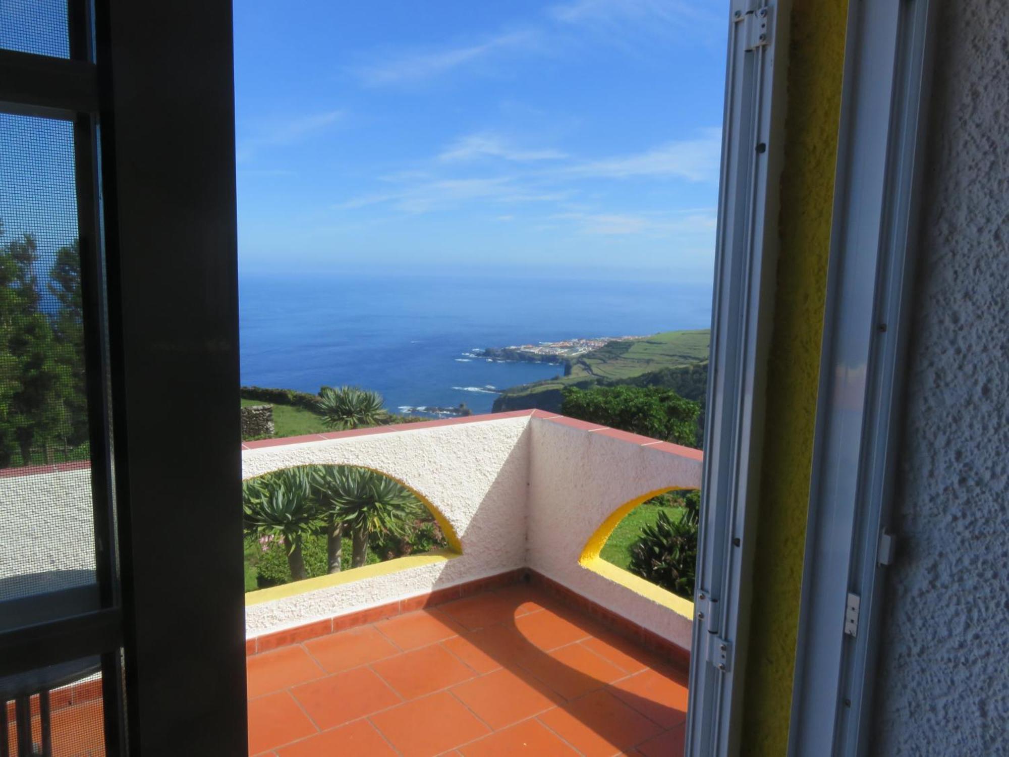 Villa Cedros Santa Cruz das Flores Oda fotoğraf